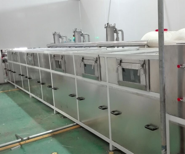 唐山通过式喷淋清洗线